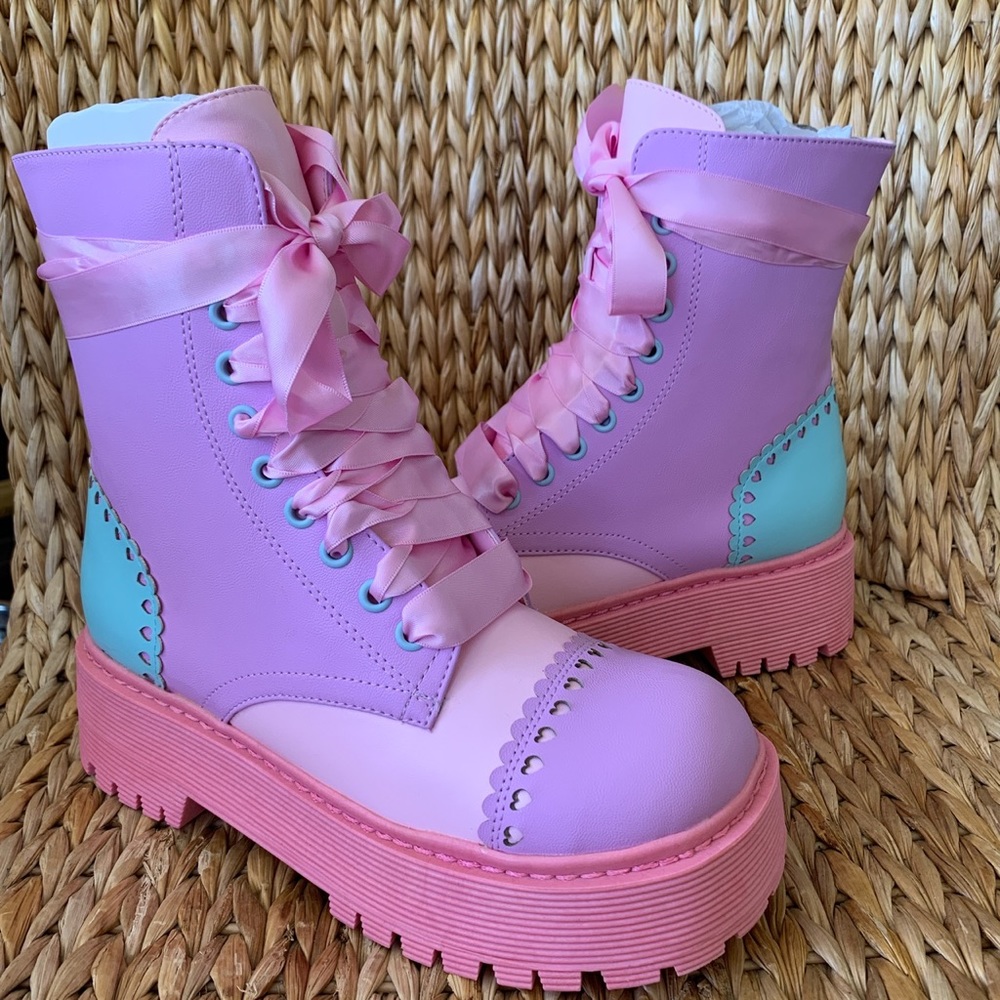 New Sugar Thrillz Bubblegum Party combat Boots